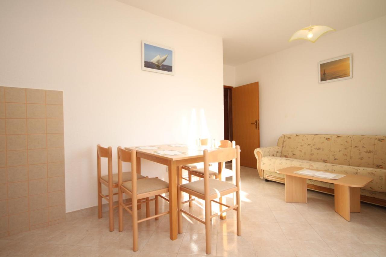 Apartments With A Parking Space Seget Vranjica, Trogir - 8507 Esterno foto